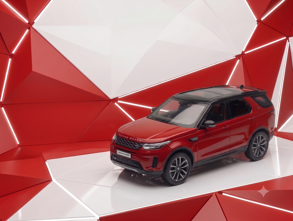 Range Rover Premium Die-Cast Model SUV | 1:24 Scale Replica with Openable Doors & Panoramic Roof